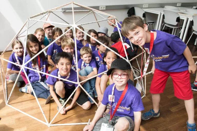 KinderuniWien-Studierende im Workshop